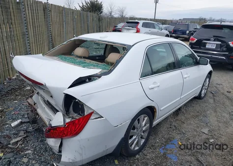 2006 Honda Accord 3.0 Ex из США, поврежденный, VIN 1HGCM66556A073859